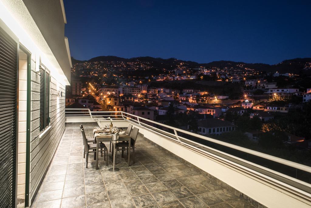 Arts In Penthouse Apartments Til Sol 푼샬 외부 사진